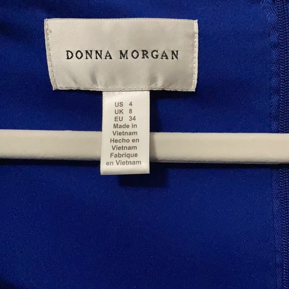 Gorgeous blue Donna Morgan Size 4 Lined Dress - Picture 2 of 4